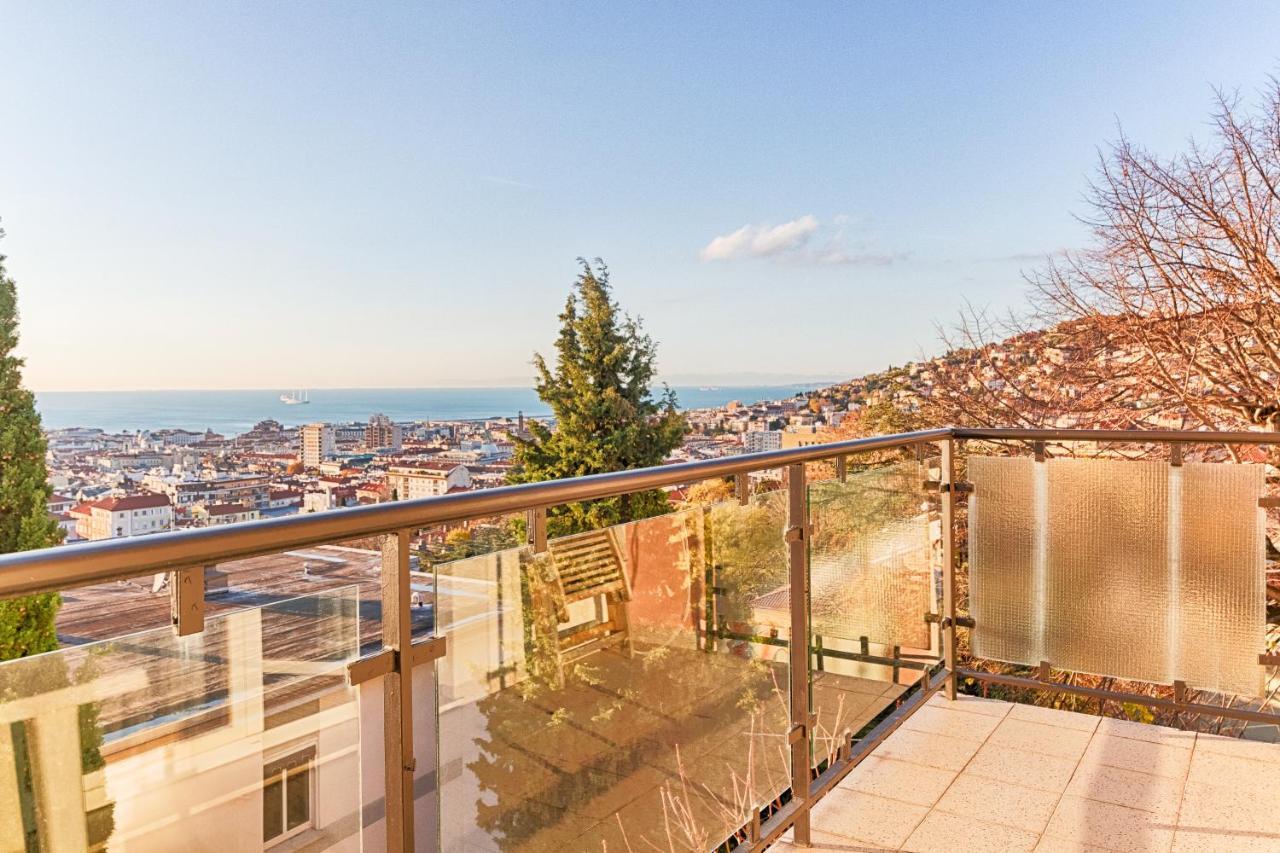 Ressmann 1 - 10 Min From Teatro Rossetti Apartment Trieste Bagian luar foto